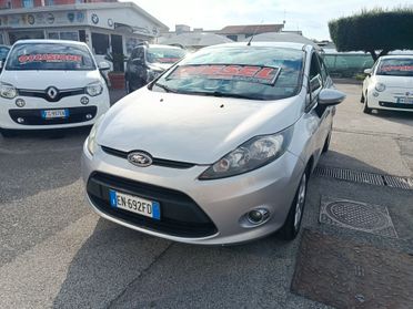 Ford Fiesta 1.4 TDCi 70CV 5p. Titanium