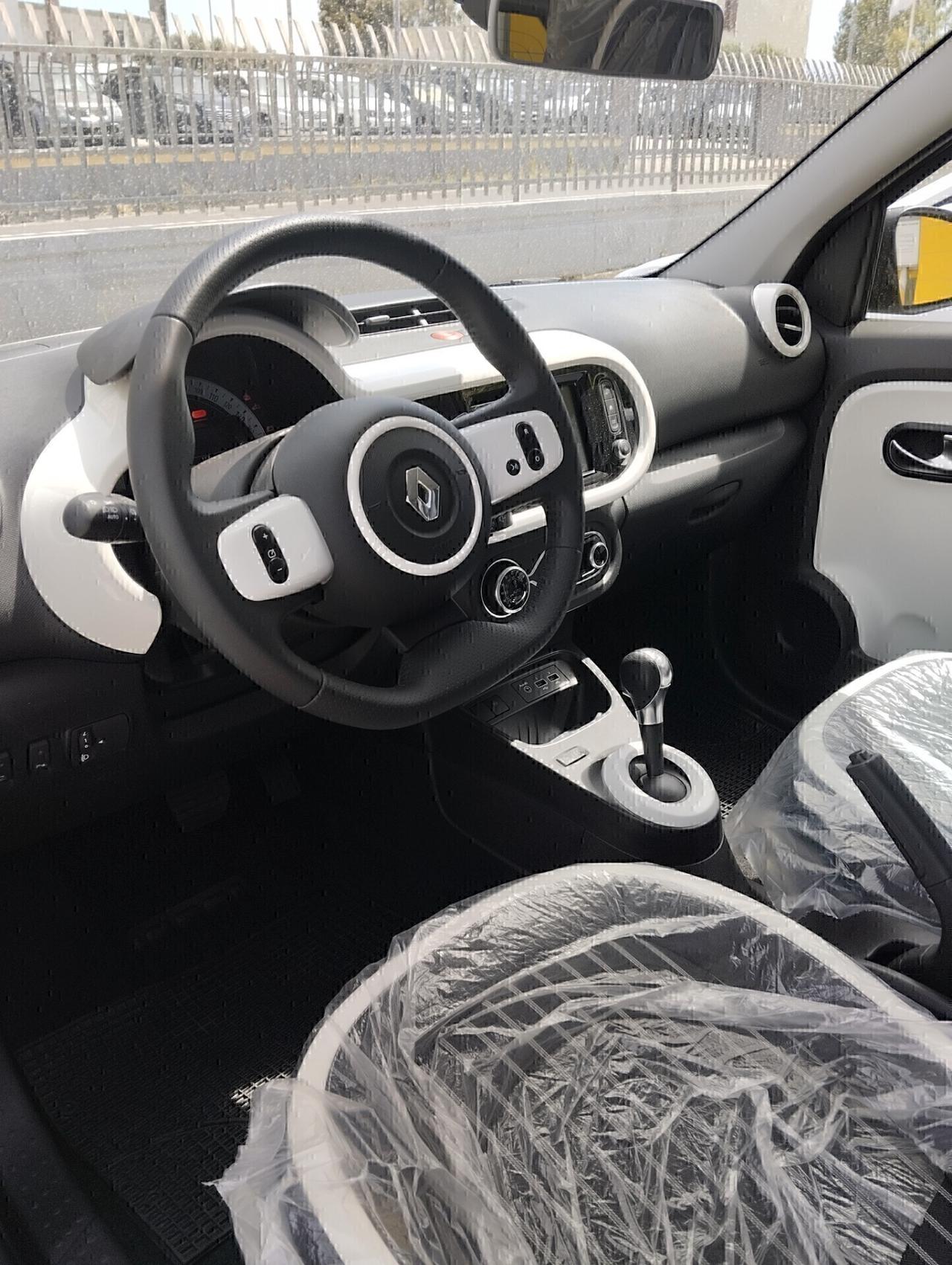 RENAULT New Twingo E-Tech 100% Electric Km0