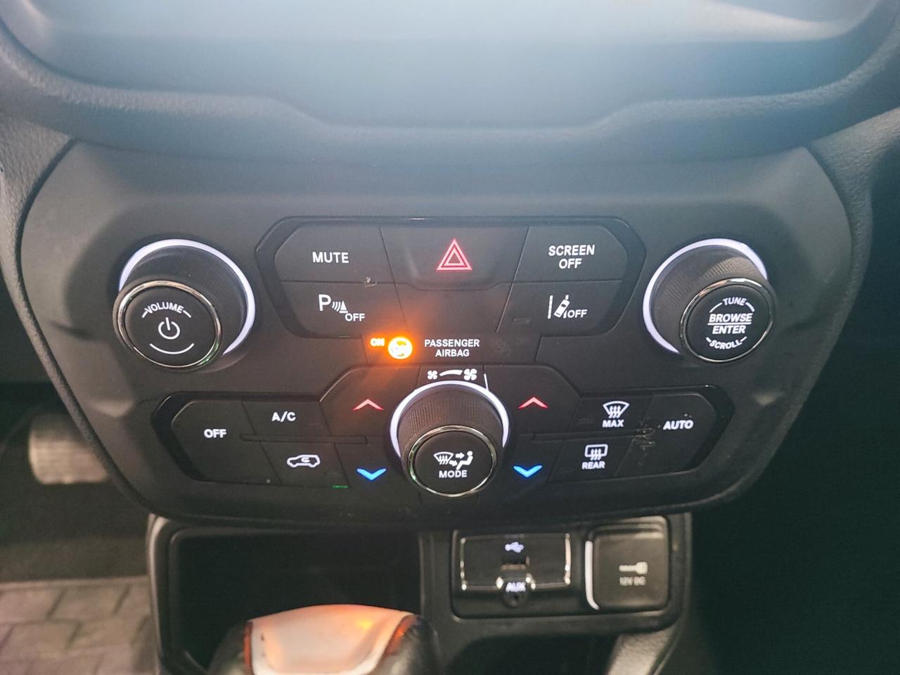 Jeep Renegade 1.3 T4 DDCT Limited
