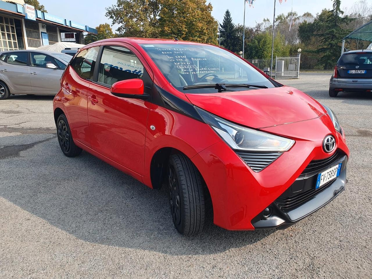 Toyota Aygo 1.0 VVT-i 72 CV 5 porte x-cool