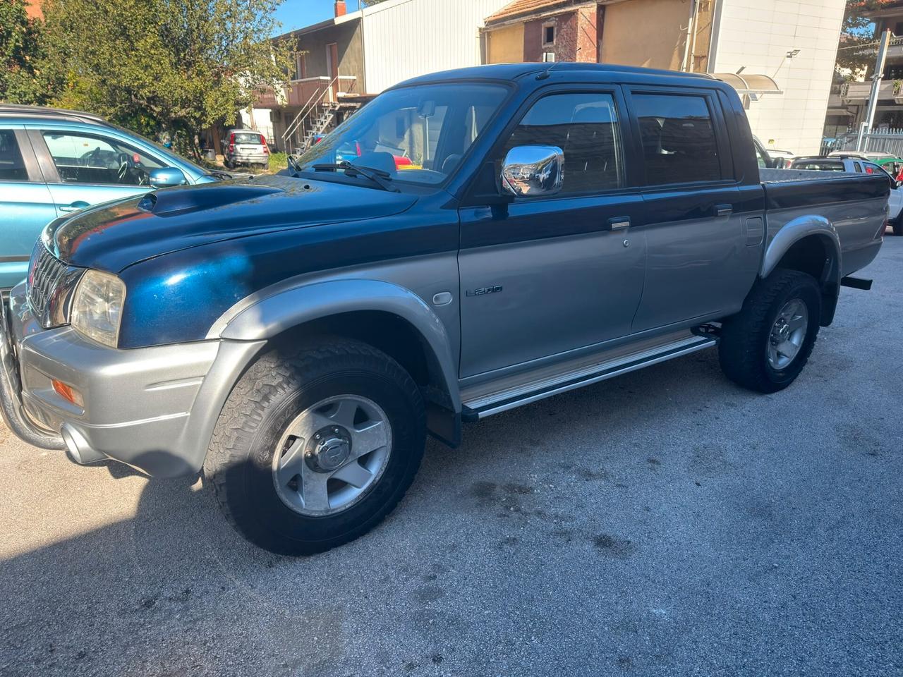 Mitsubishi L200 2.5 TDI 4WD Double Cab Pick-up GLS