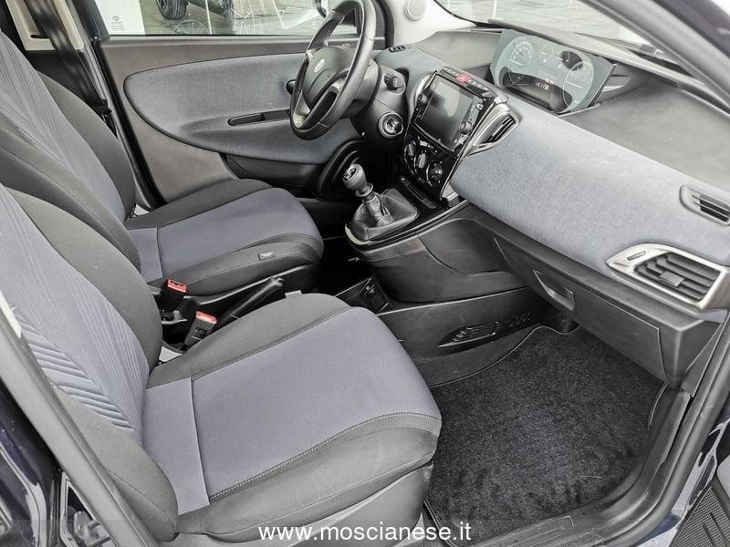 Lancia Ypsilon 1.0 FireFly 5 porte S&S Hybrid Gold