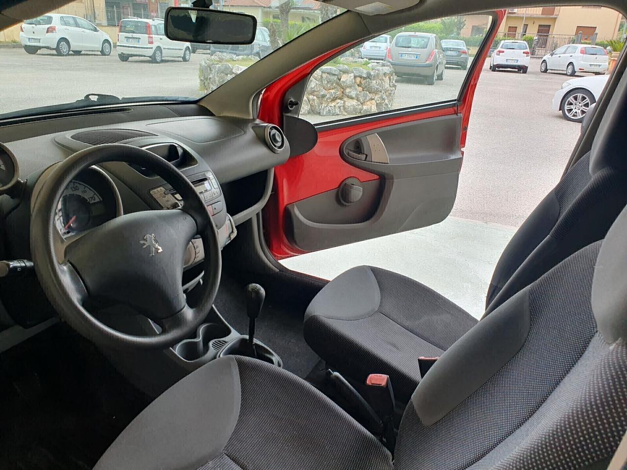 Peugeot 107 1.0 BENZ. - 2008 - KM. 127.000 UNIPRO