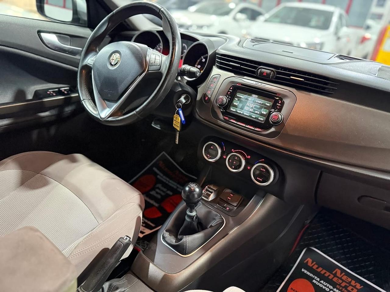 Alfa Romeo Giulietta 1.6 Mjt 105cv Distinctive 2015