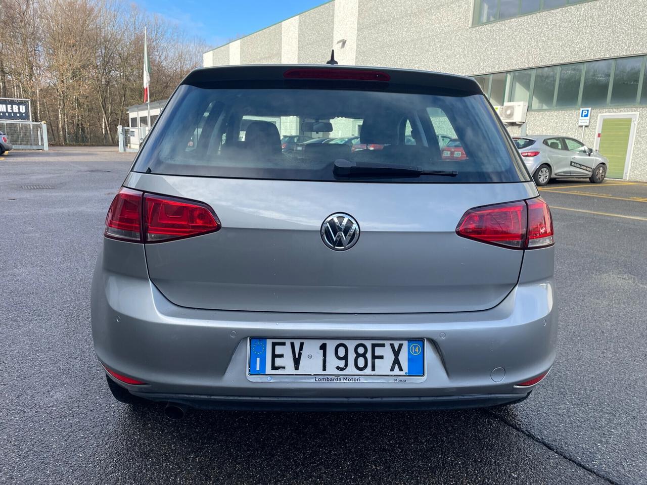 Volkswagen Golf 1.6 TDI 5p.*Navi*Neopatentati*Cerchi*