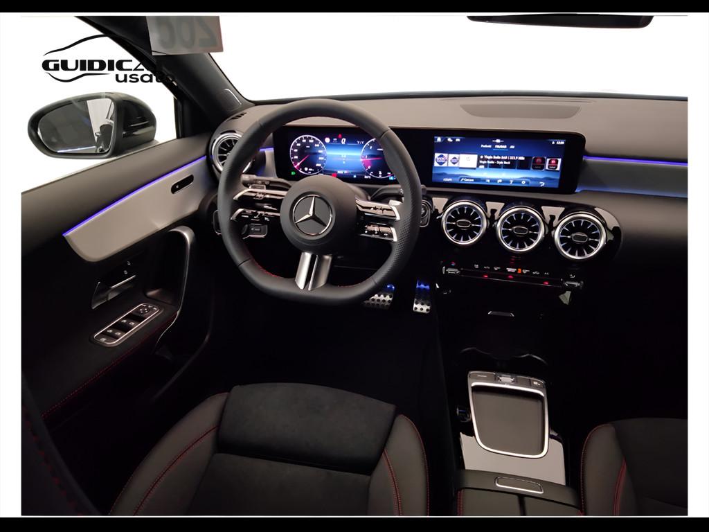 Mercedes-Benz Classe A - W177 2023 - A 180 d AMG Line Advanced Plus auto