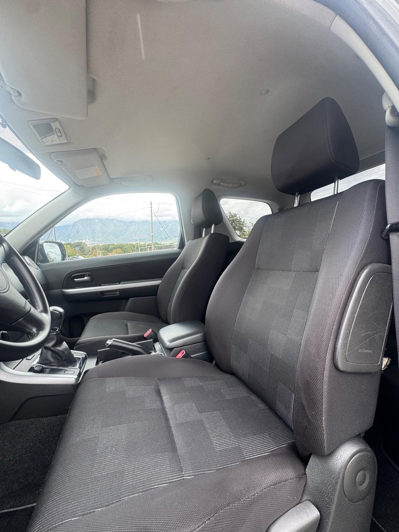Suzuki Grand Vitara 1.9 DDiS 3p. Special Edition