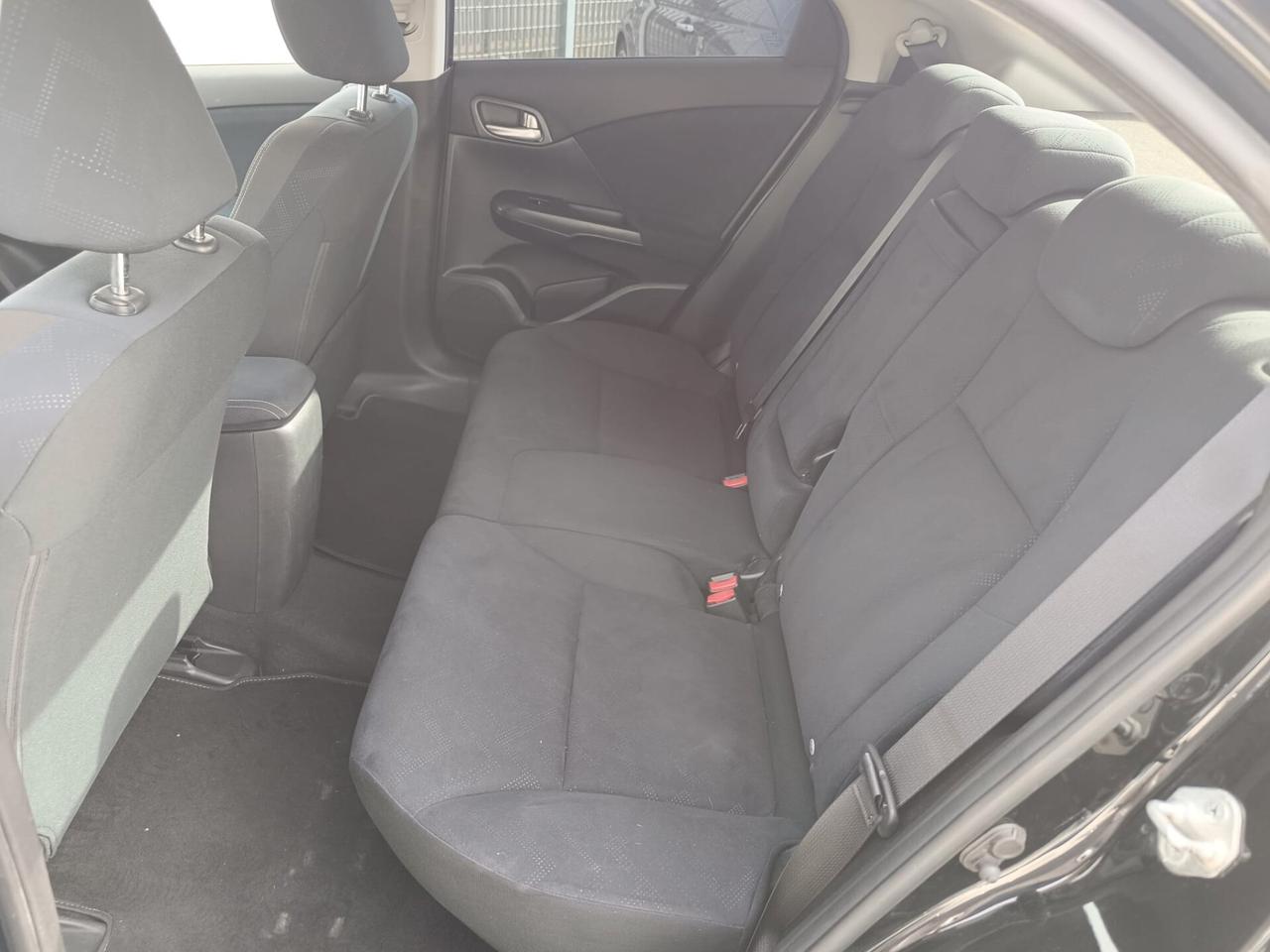 Honda Civic 1.4 i-VTEC Elegance