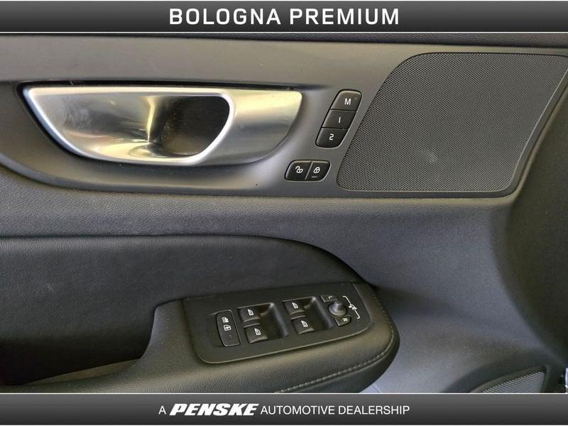 Volvo V60 V60 T6 Plug-in Hybrid AWD automatico Plus Dark