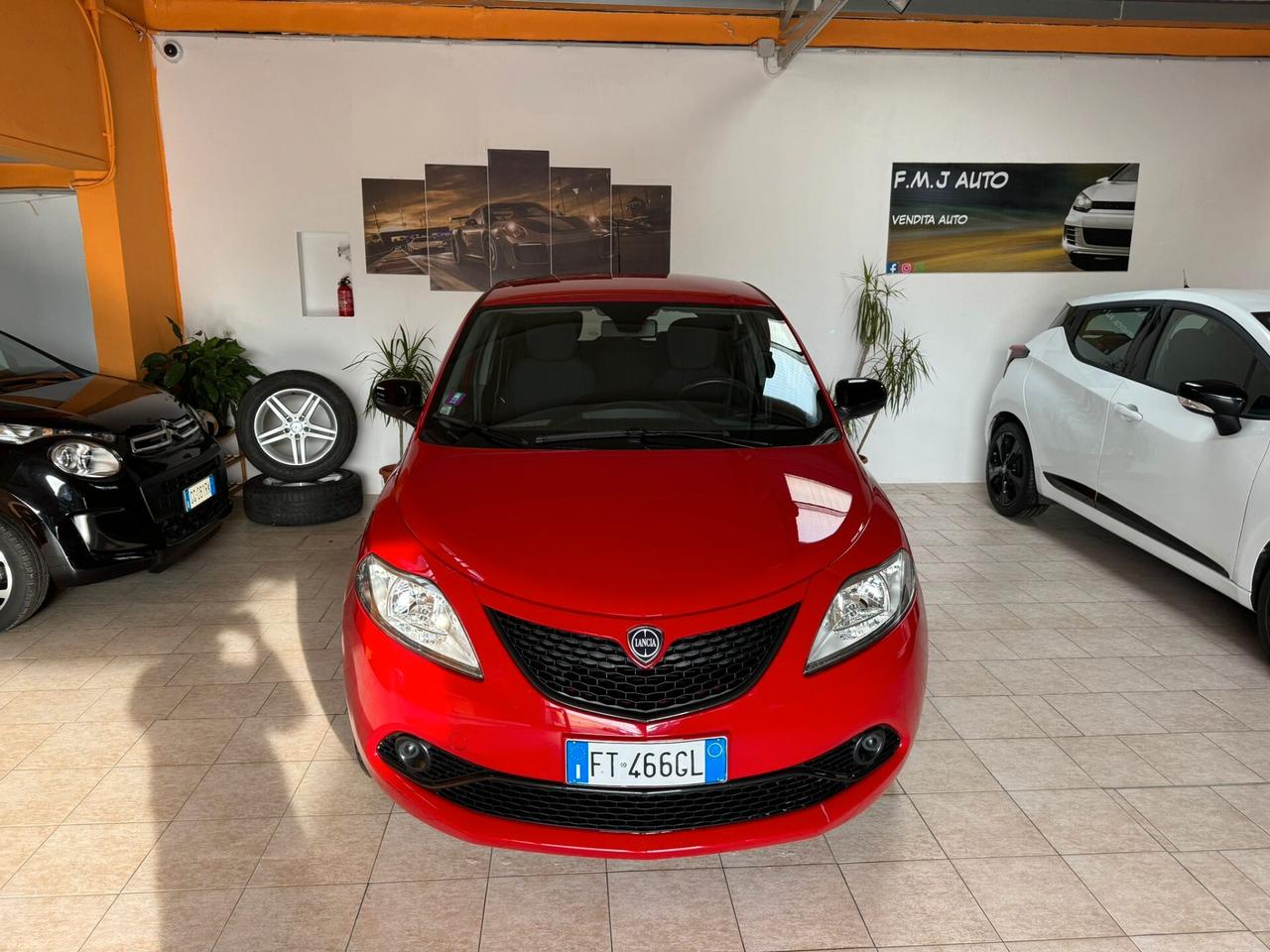 Lancia Ypsilon 1.2 69 CV 5 porte S&S Platinum