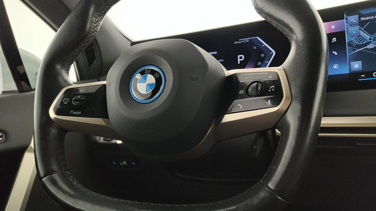 BMW iX i20 2021 - iX xdrive40