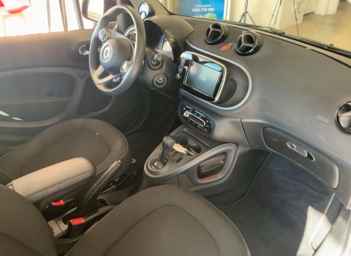 Smart ForTwo 70 1.0 twinamic Superpassion 58.000 KM