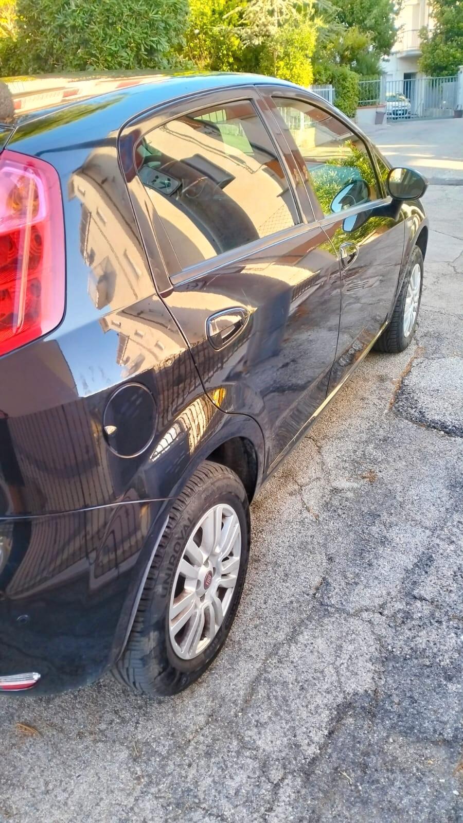Fiat Punto 1.4 8V 5 porte Natural Power Street