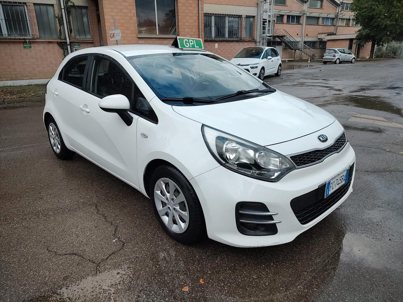 Kia Rio 1.2 CVVT 5p. ECO GPL Cool, OK NEOPATENTATI, GARANZIA L.12 MESI