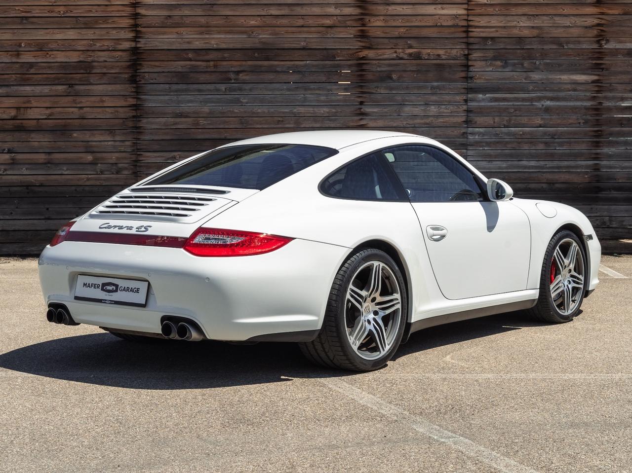 Porsche 911 Carrera 4S Coupé