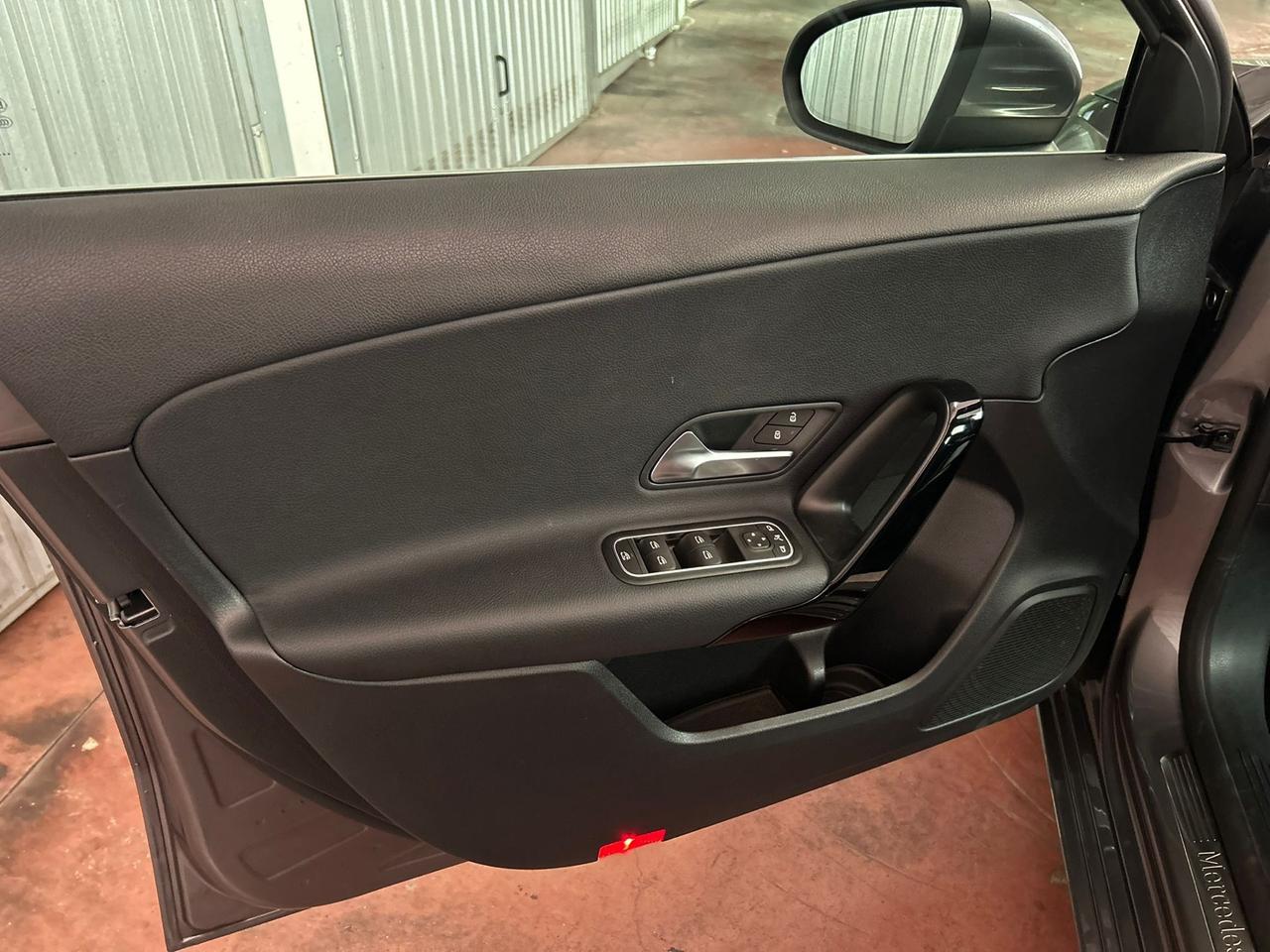 Solo da QUALITYCARS PESCARA Mercedes-benz A 180 d Automatic Executive con 25000 km NUOVAAAAAAAA