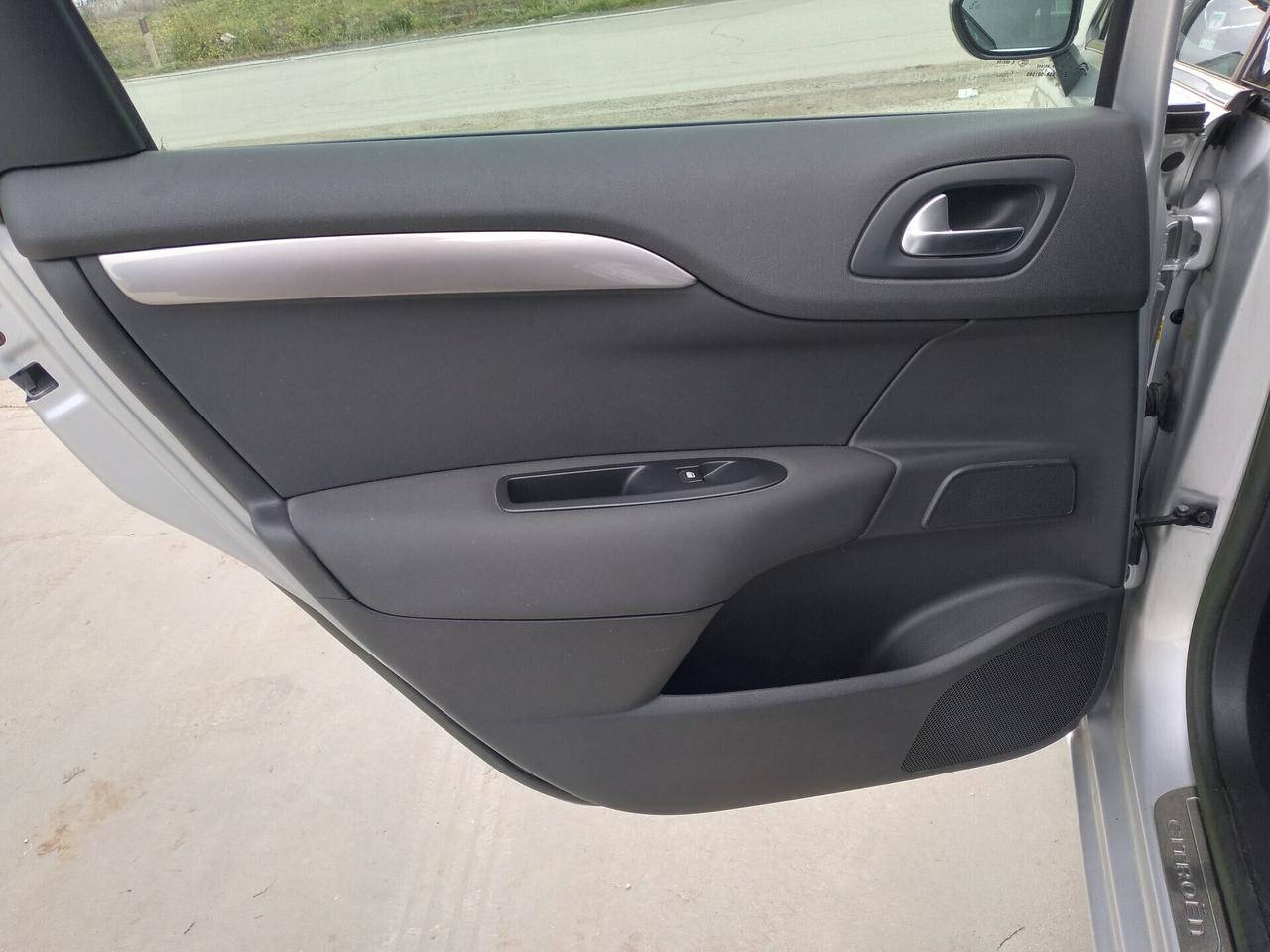 Citroen C4 1.6 e-HDi 115 airdream Exclusive