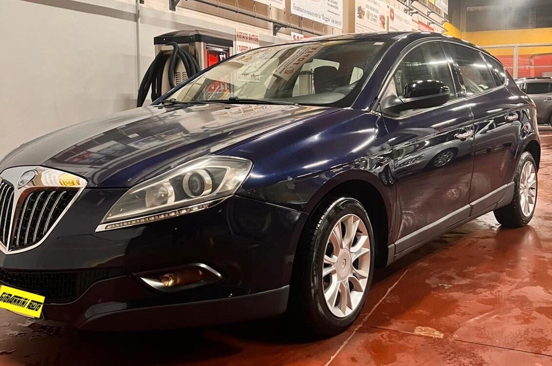 Lancia Delta 1.6 MJT DPF Platino