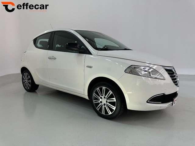 Lancia Ypsilon 1.2 69 CV 5 P NEOPATENTATI