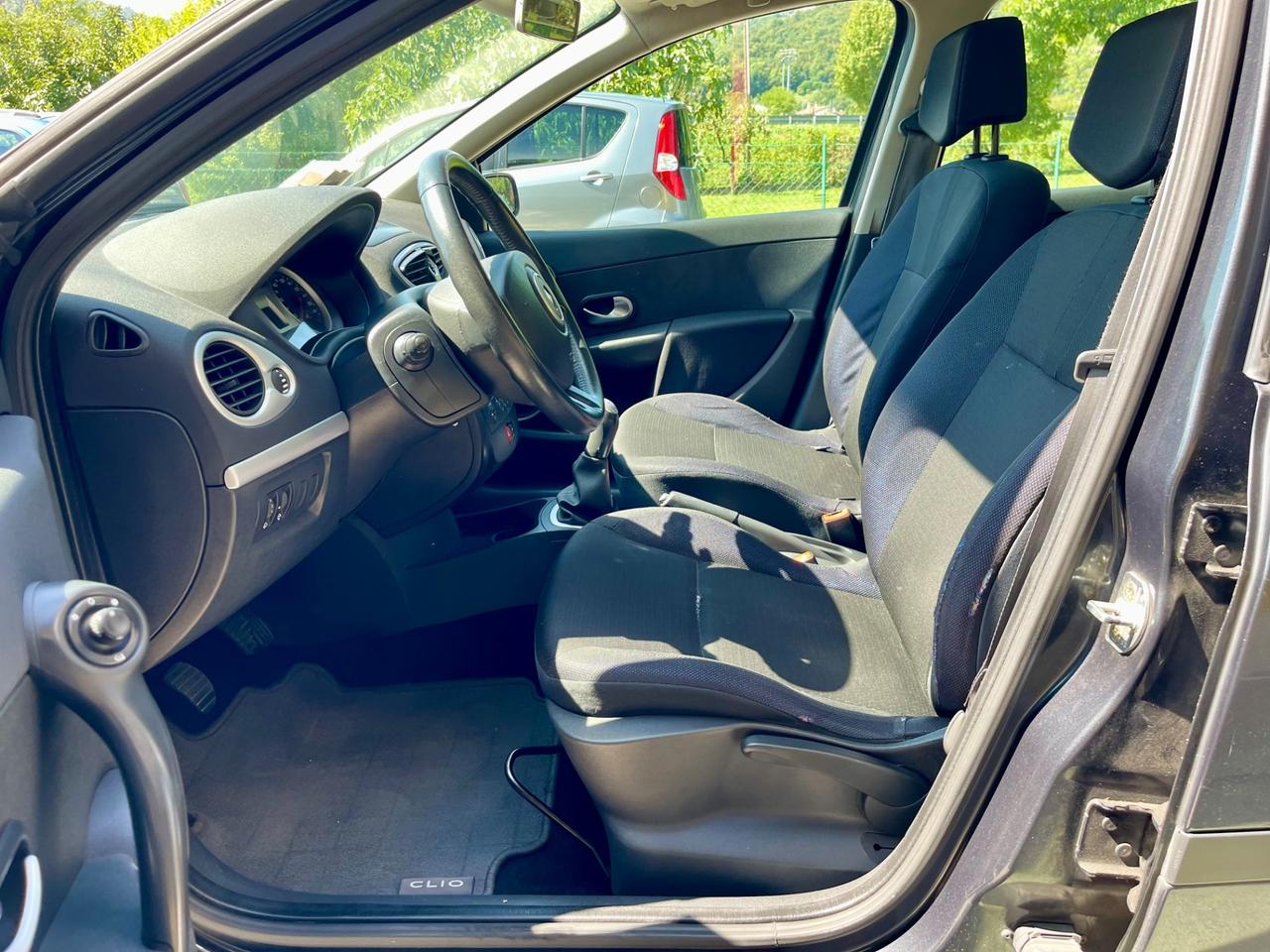 Renault Clio 1.4 72kw Luxe OK NEOPATENTATI UNIPROP