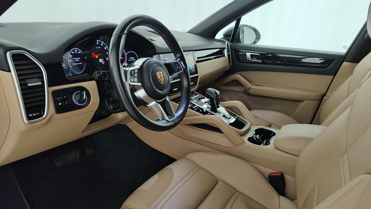 PORSCHE Cayenne 3.0 tiptronic