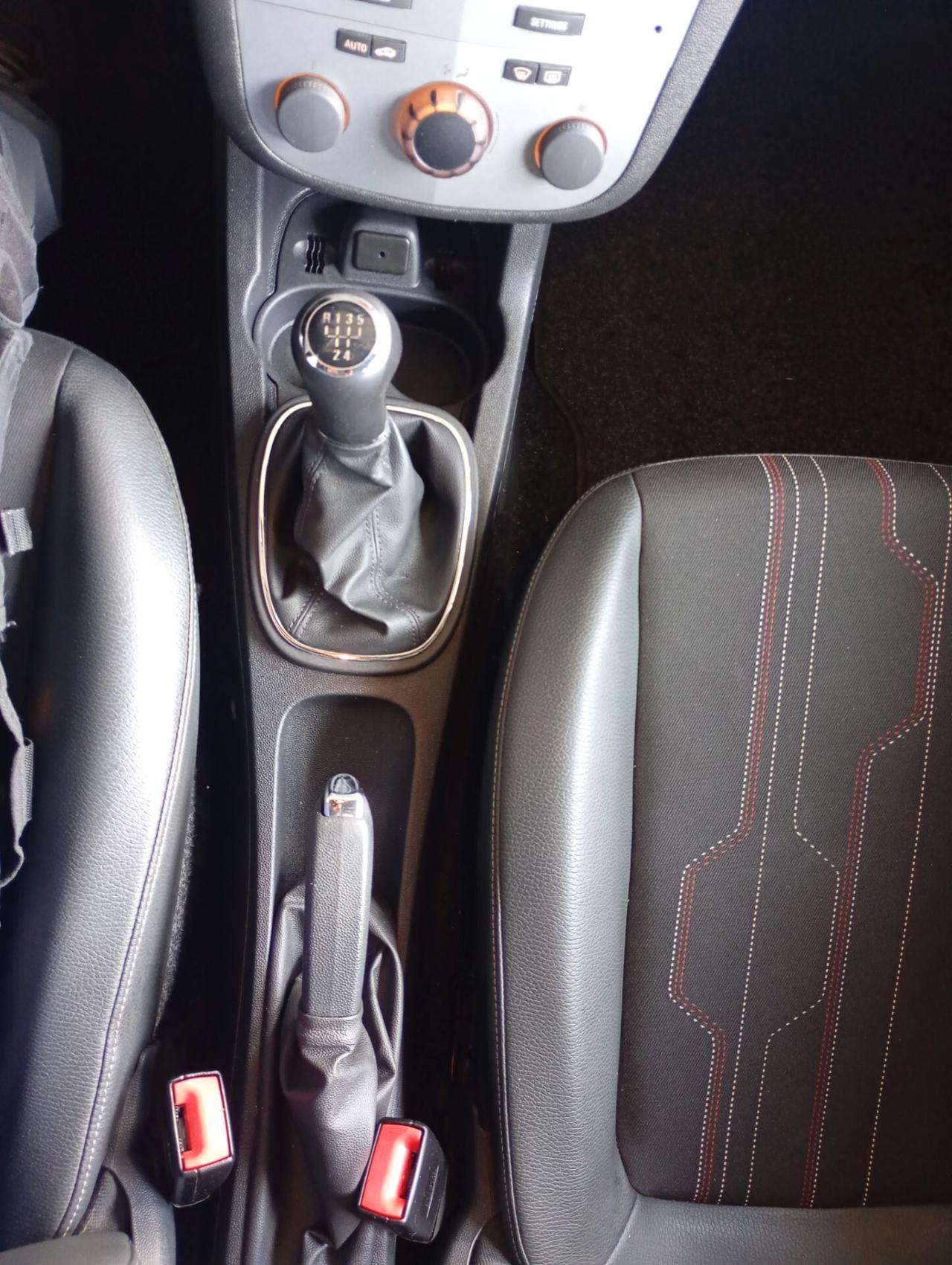 Opel Corsa 1.2 5 porte Elective