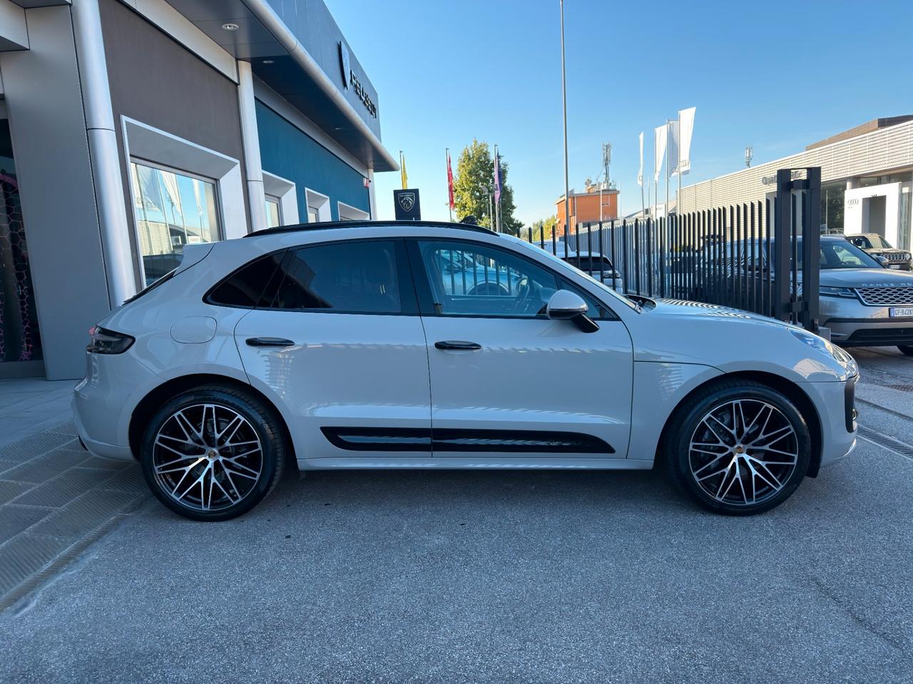 Porsche Macan 2.0 T TETTO APRIBILE