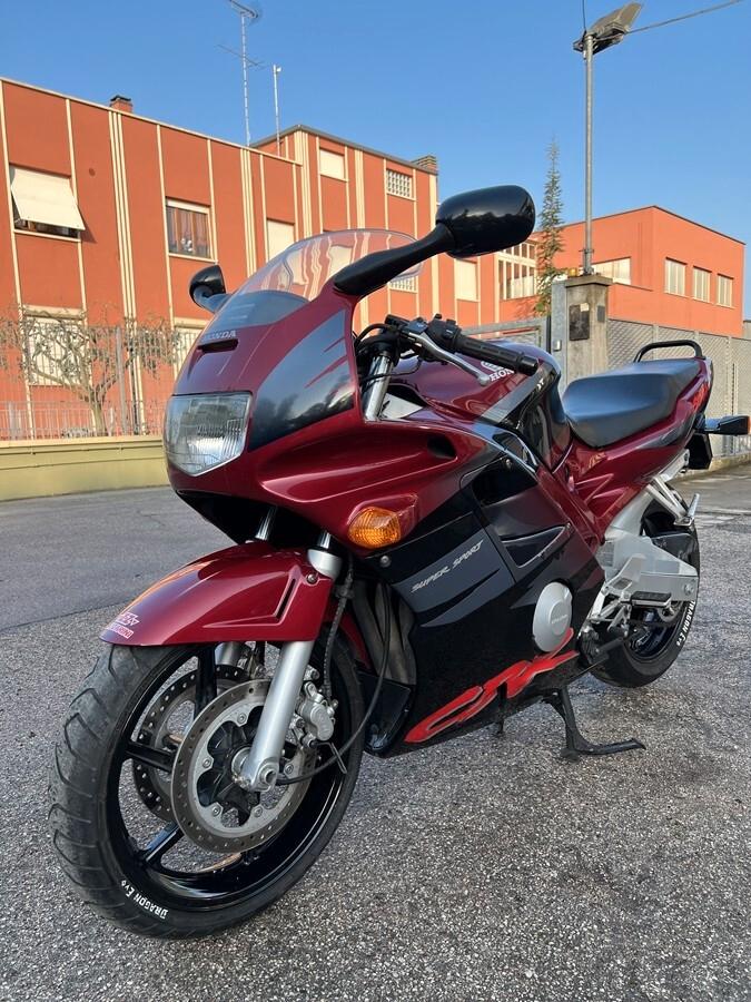 Honda CBR 600 F