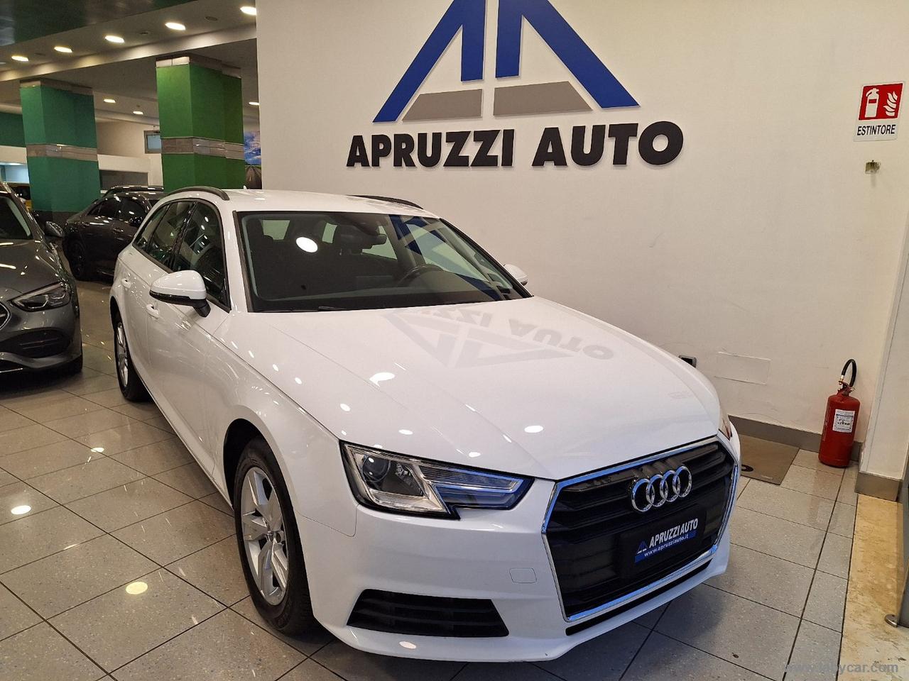 AUDI A4 Avant 2.0 TDI 122CV Business