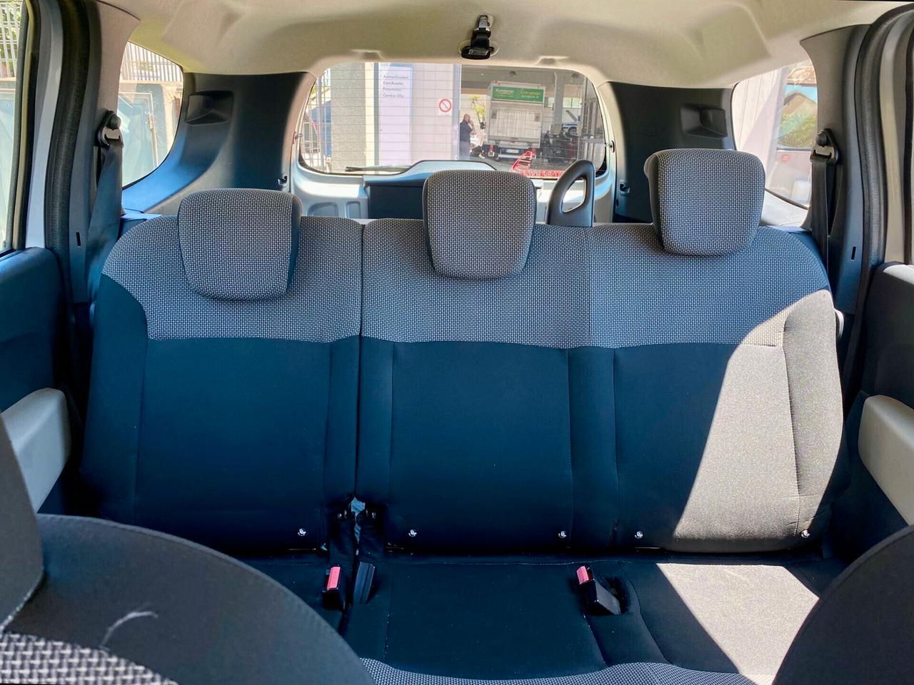 Dacia Lodgy 1.5 dCi 8V 90 cv. 5 posti Lauréate