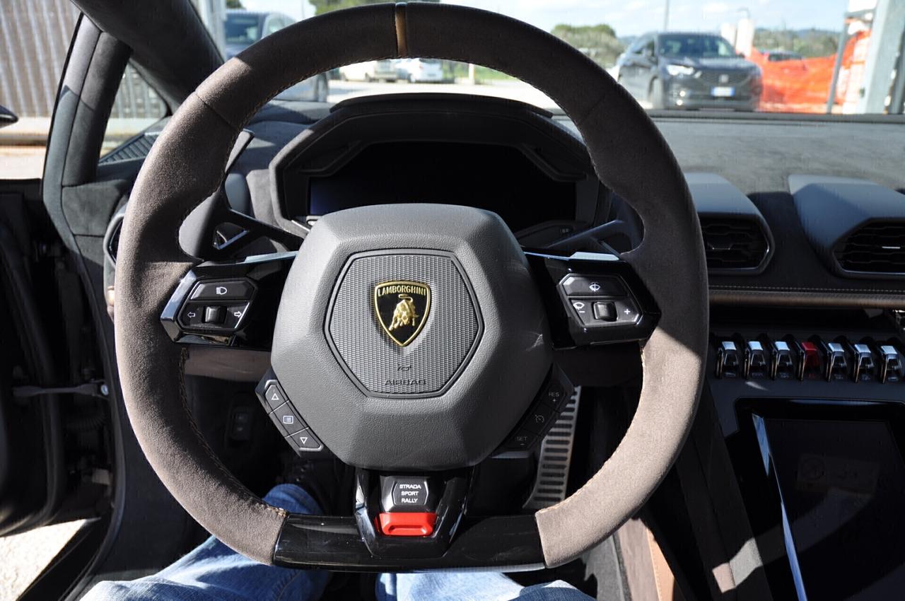 Lamborghini Huracan STERRATO Coupe 5.2 Evo 610 cv awd