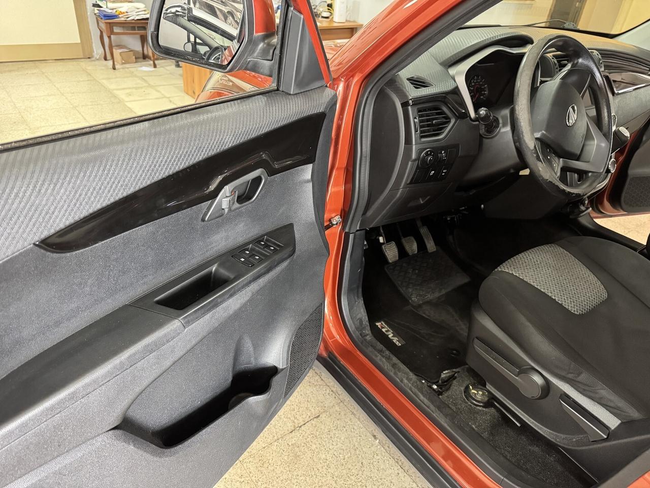 MAHINDRA KUV100 1.2 GPL 80Mila Km.