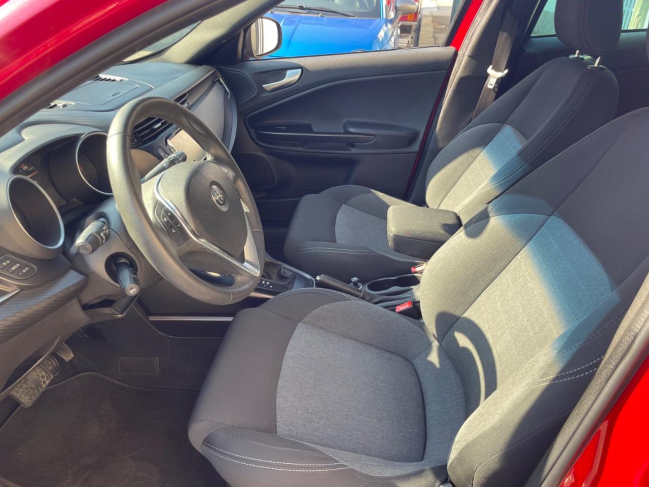 Alfa Romeo Giulietta 1.6 JTDm TCT 120 CV Super