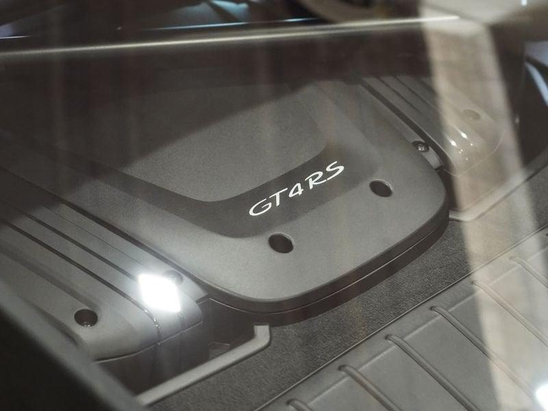 Porsche 718 4.0 Cayman GT4 RS