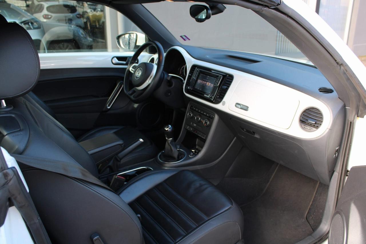 Volkswagen Maggiolino Cabrio 2.0 TDI Design BlueMotion Technology