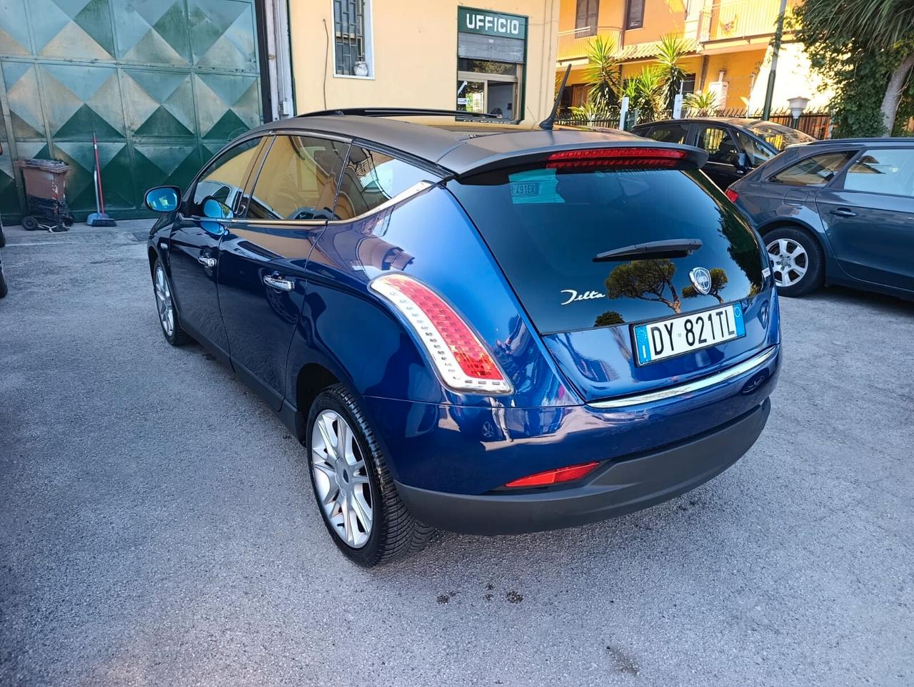 Lancia Delta 1.6 MJT Platino 2009