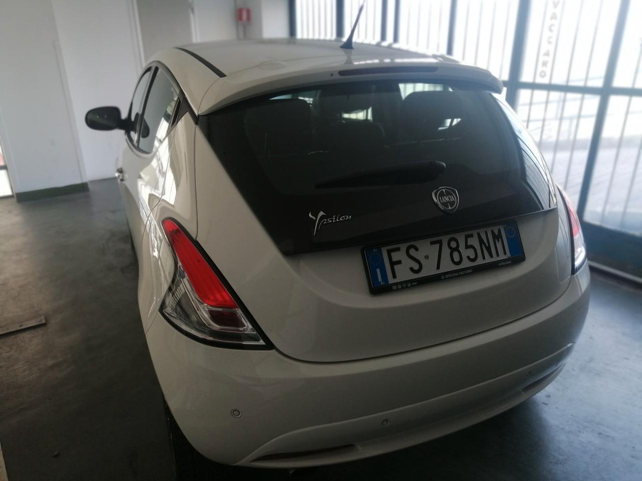 Lancia Ypsilon 1.2 69 CV GPL Ecochic Gold