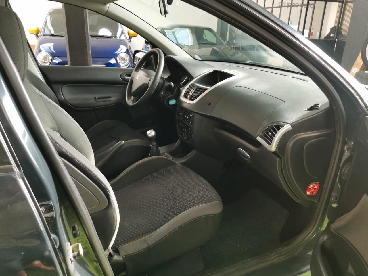 Peugeot 206 Plus 1.2 5p. Trendy ECO GPL
