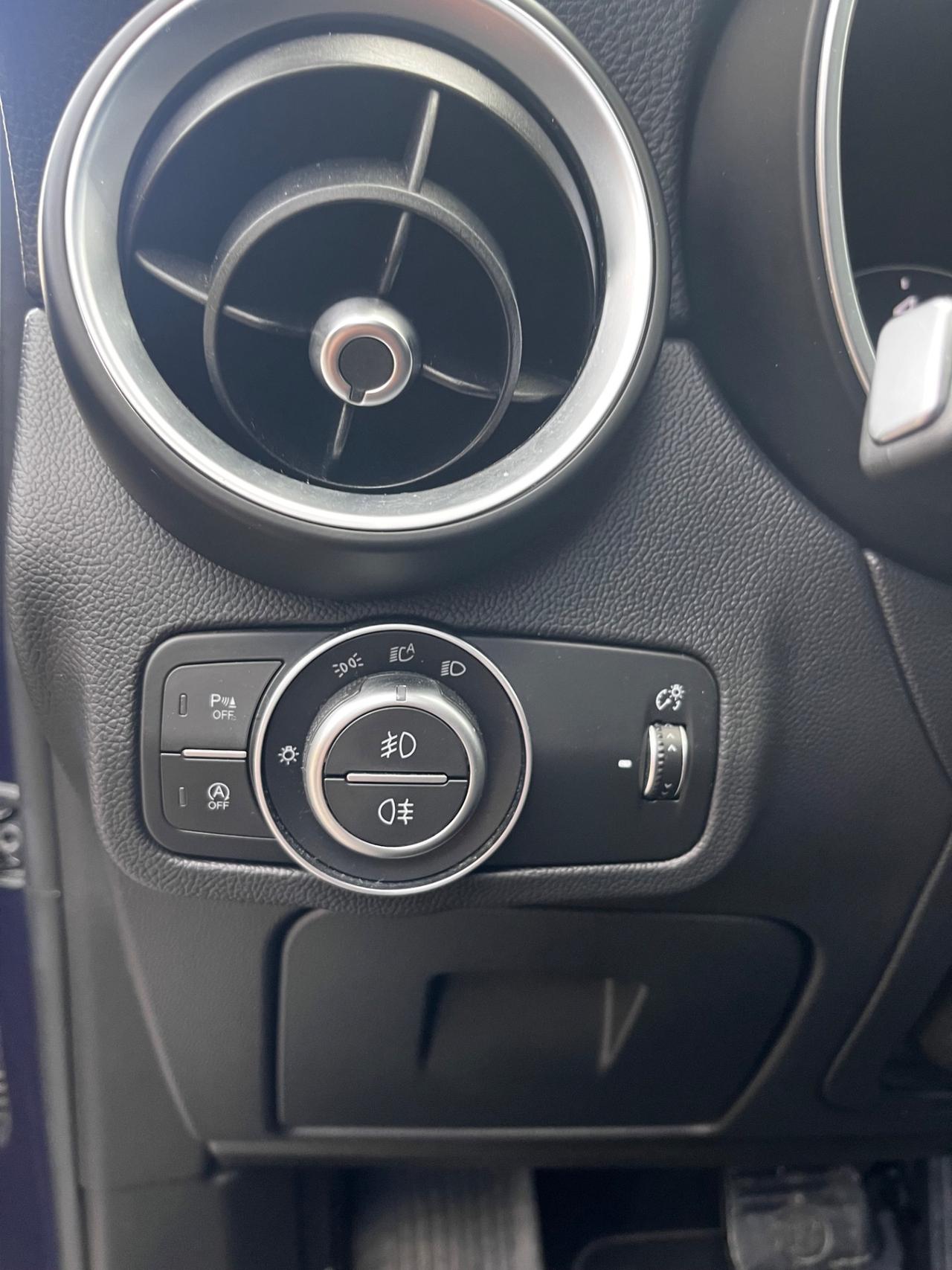 Alfa Romeo Stelvio 2.2 Turbodiesel 180 CV AT8 RWD