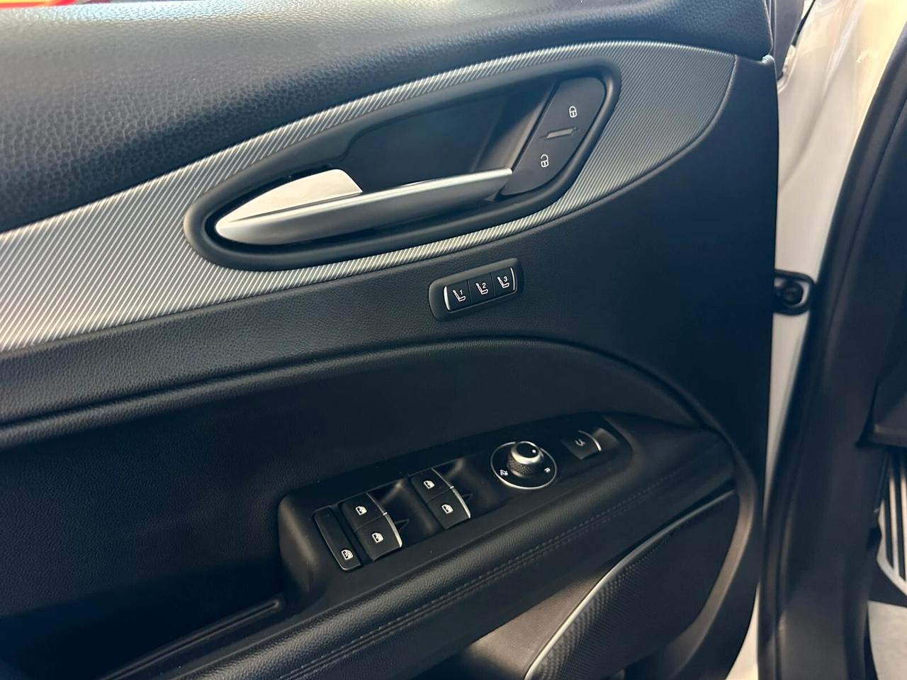 Alfa Romeo Stelvio 2.2 190 CV AT8 Q4 Sprint Motore Nuovo Km 16.000