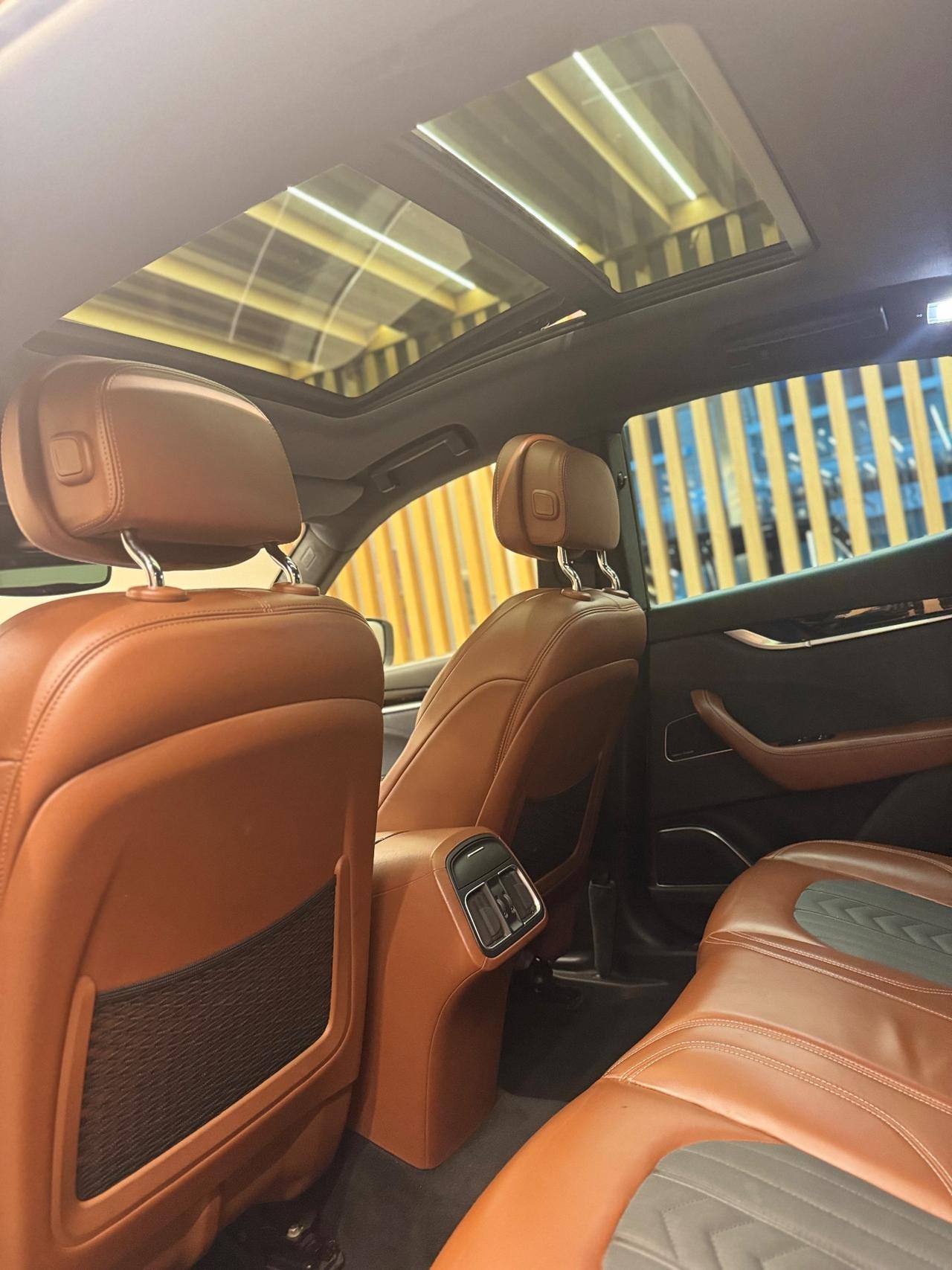 Maserati Levante V6 Diesel 275 CV AWD Granlusso LIMITED EDITION ZEGNA