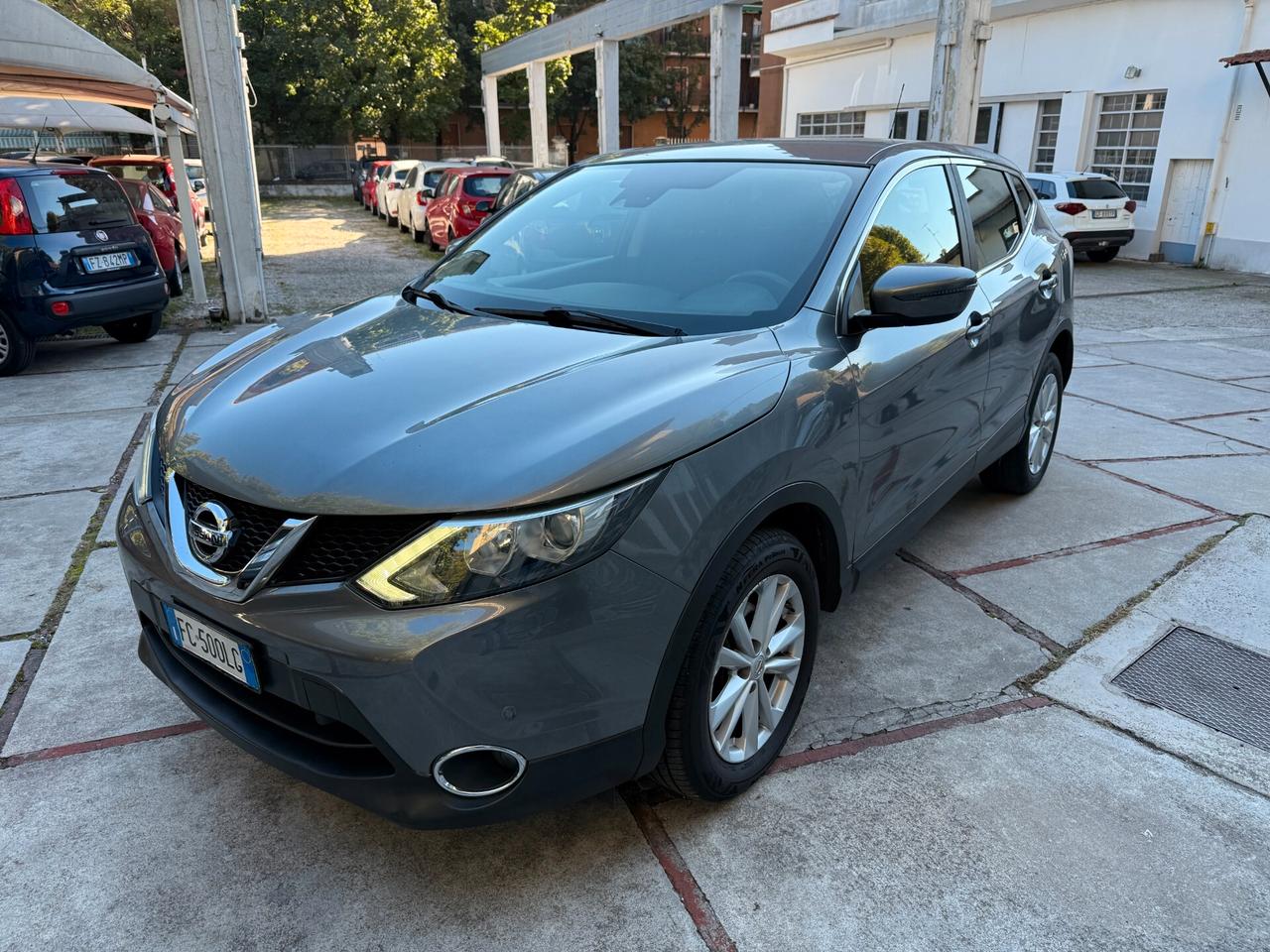 Nissan Qashqai 1.6 dCi 2WD Visia CAMBIO AUTOMATICO