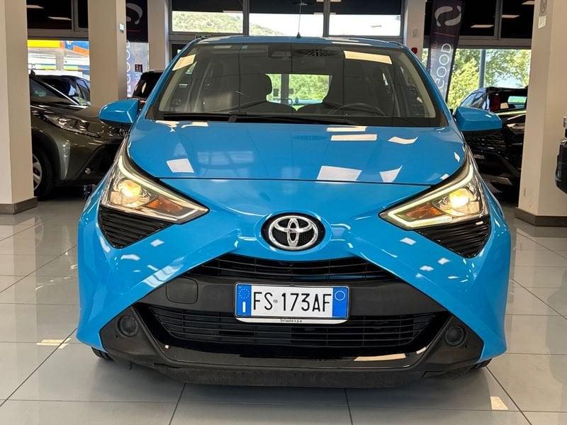 Toyota Aygo 1.0 VVT-i x-play MMT