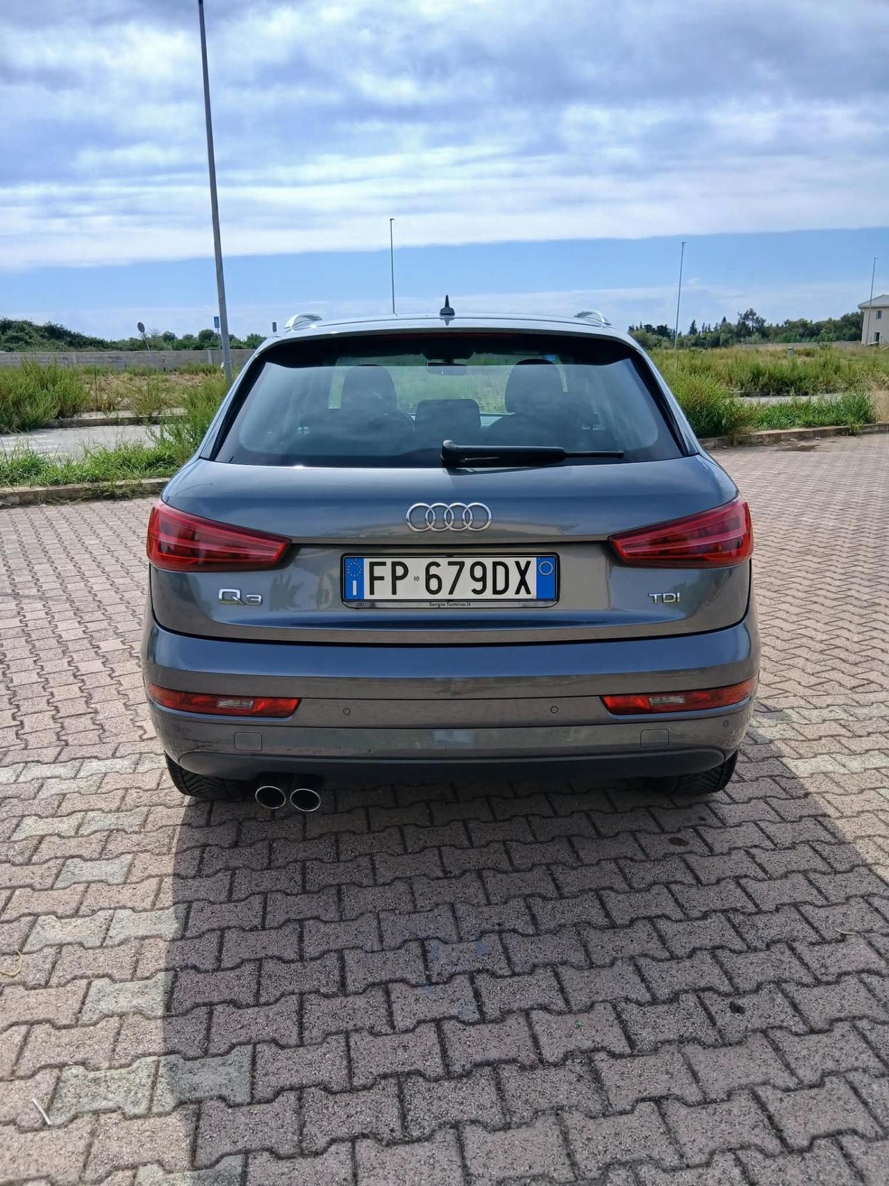 Audi Q3 2.0 TDI 120 CV