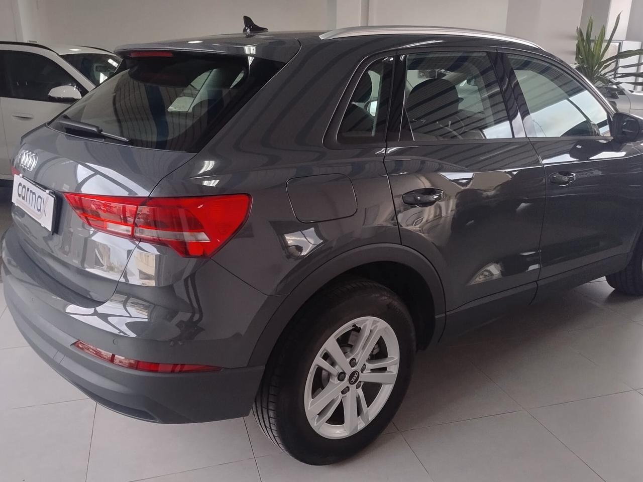 Audi Q3 SPB 45 TFSI e S tronic Business Plus