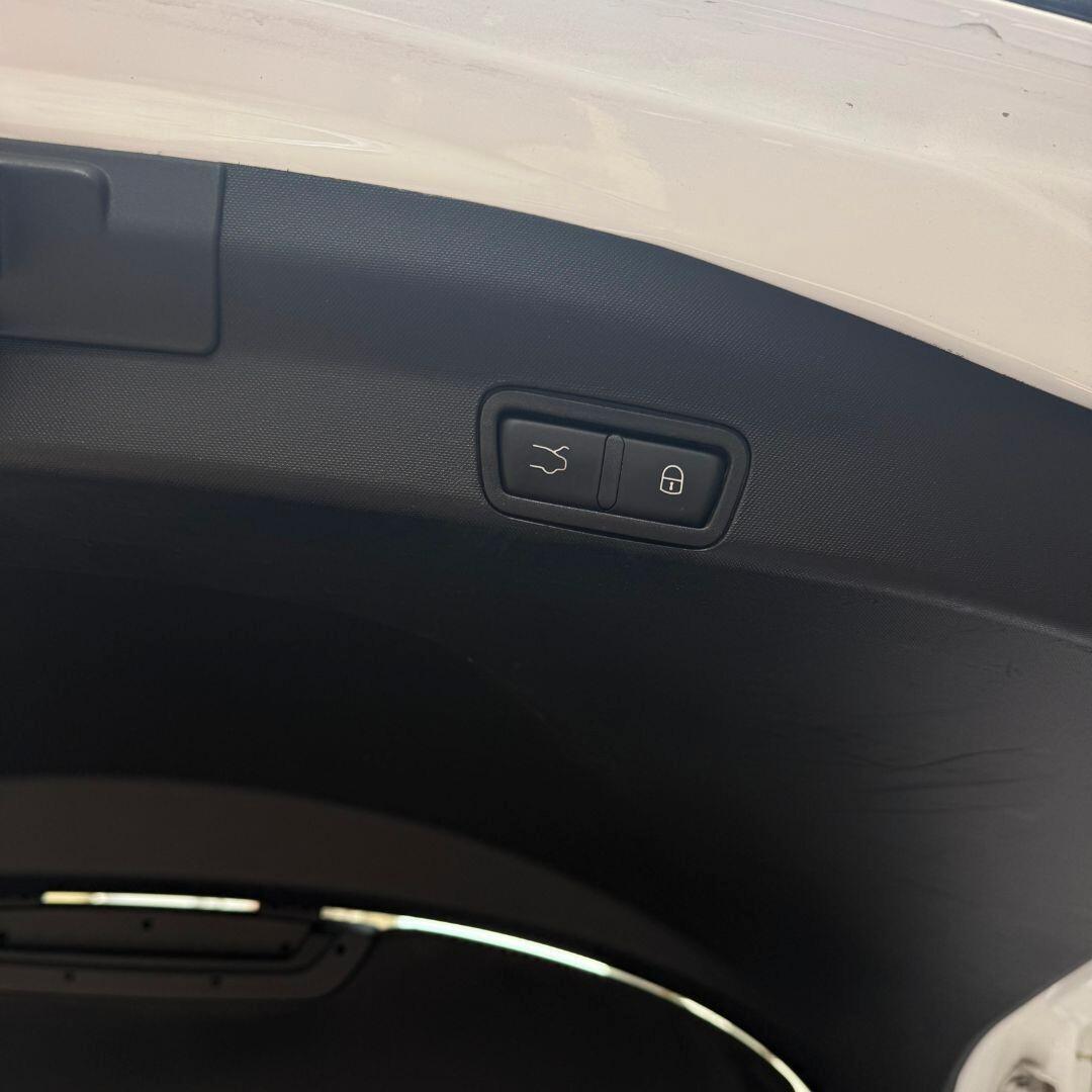 Alfa Romeo Stelvio 2.2 Turbodiesel 180 CV AT8 RWD Executive