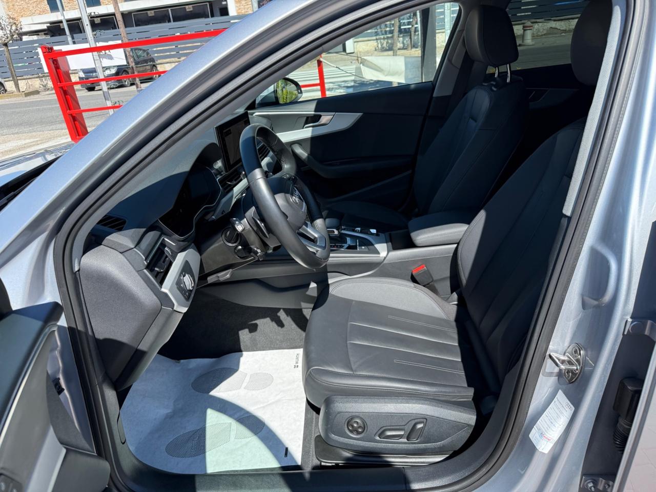 Audi A4 Avant 40 TFSI S tronic .IVA ESPOSTA.204 CV