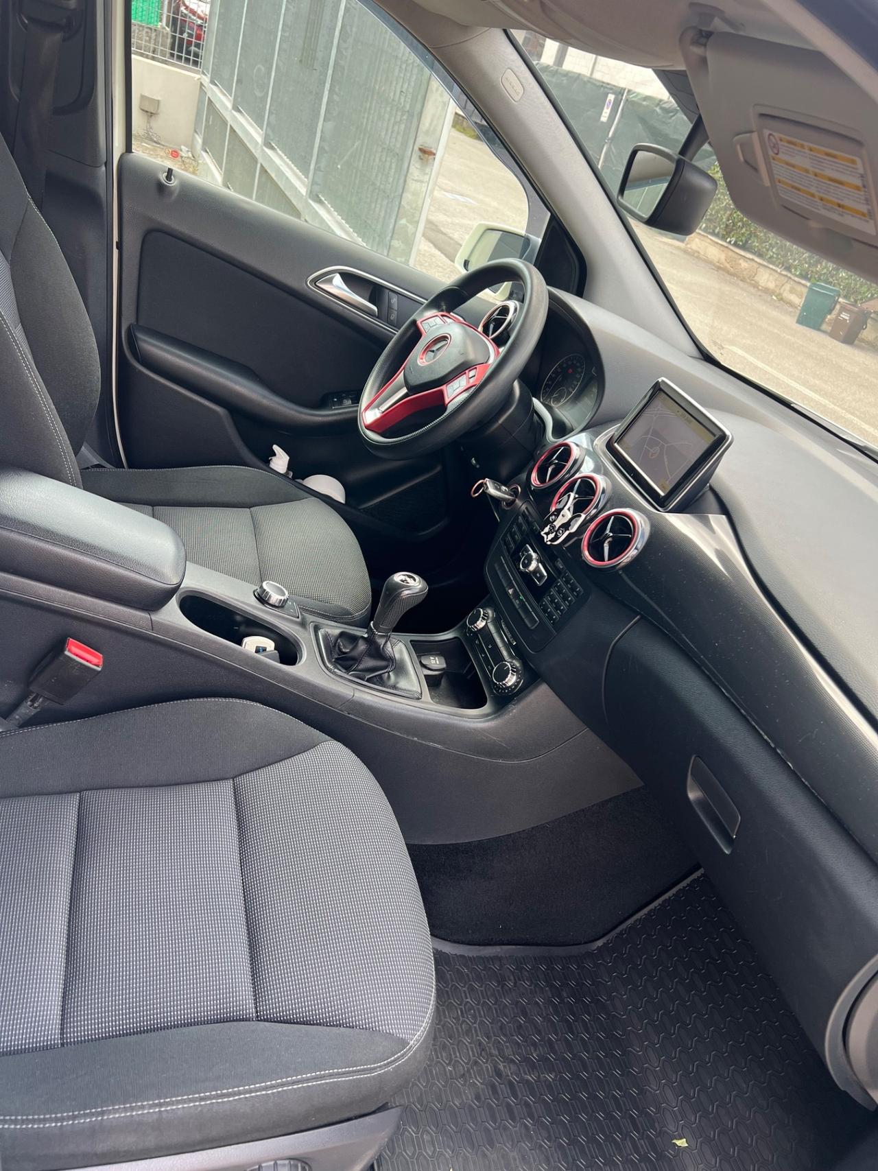 Mercedes-benz B 160 BlueEFFICIENCY Premium