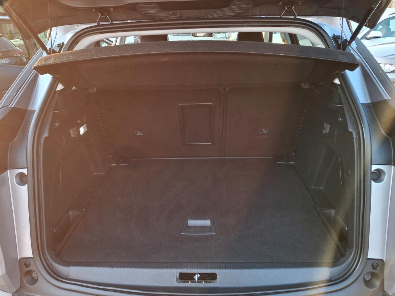 Peugeot 3008 BlueHDi 120 S&S Allure