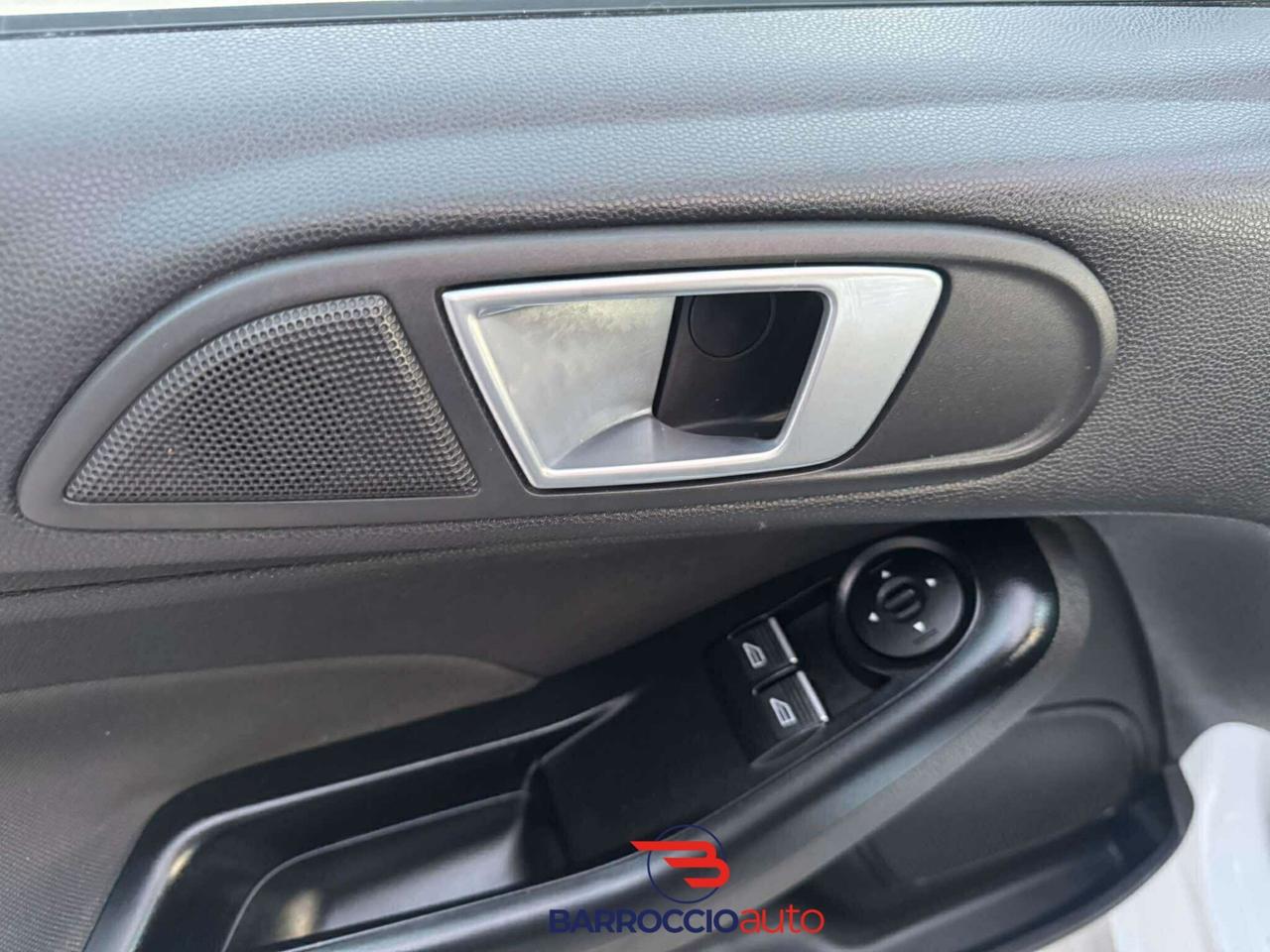 Ford Fiesta 1.5 TDCi 75CV 5P Black&White Edition-2015